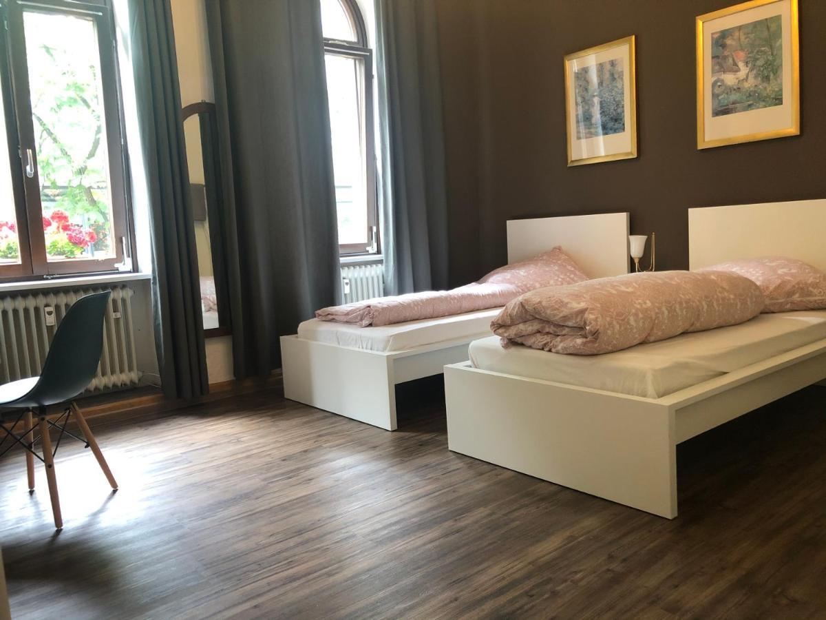 Pension Stadtmitte Garni Karlsruhe Buitenkant foto