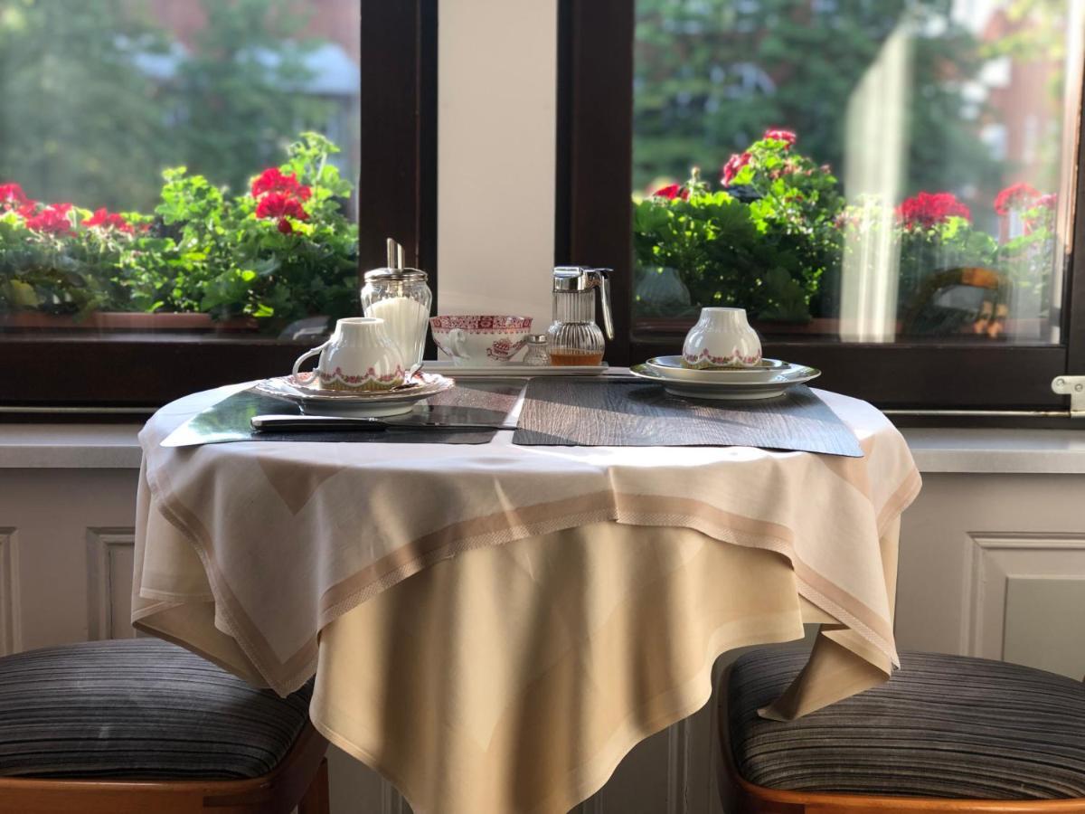 Pension Stadtmitte Garni Karlsruhe Buitenkant foto