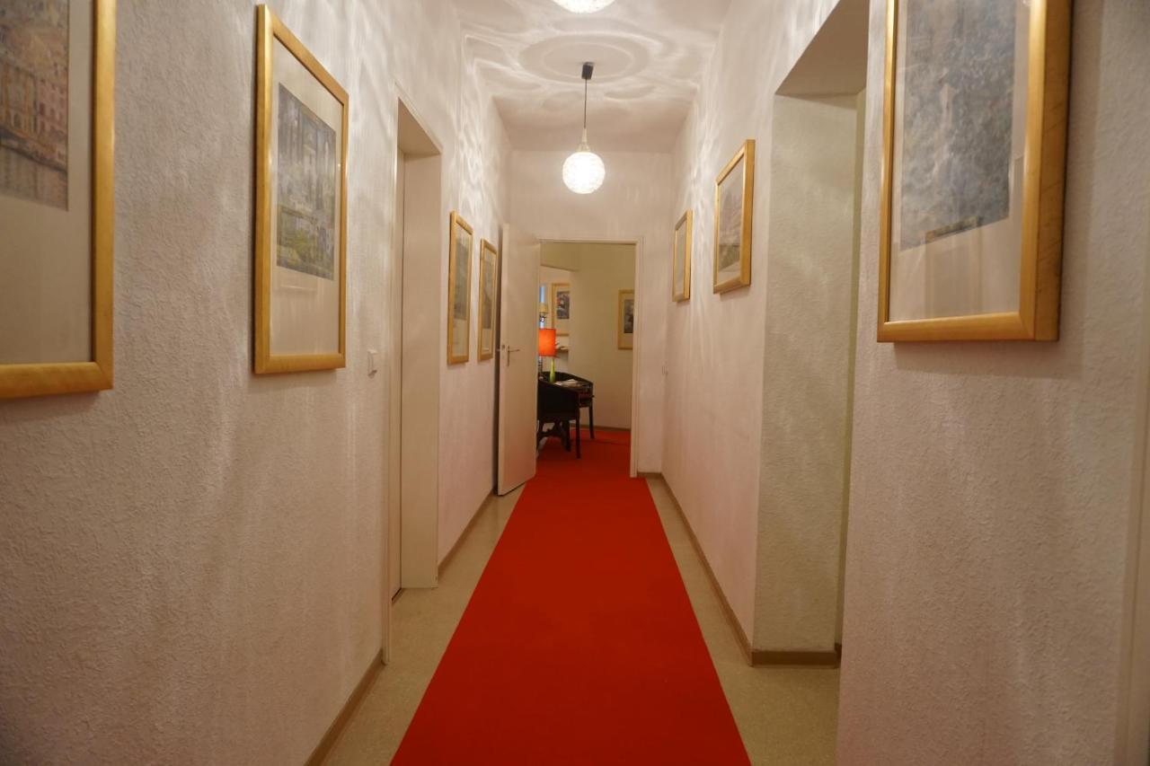 Pension Stadtmitte Garni Karlsruhe Buitenkant foto